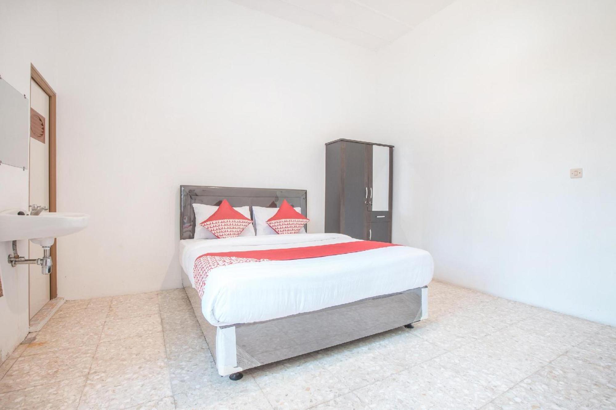 OYO 332 Residence G17 Kemang Jacarta Exterior foto