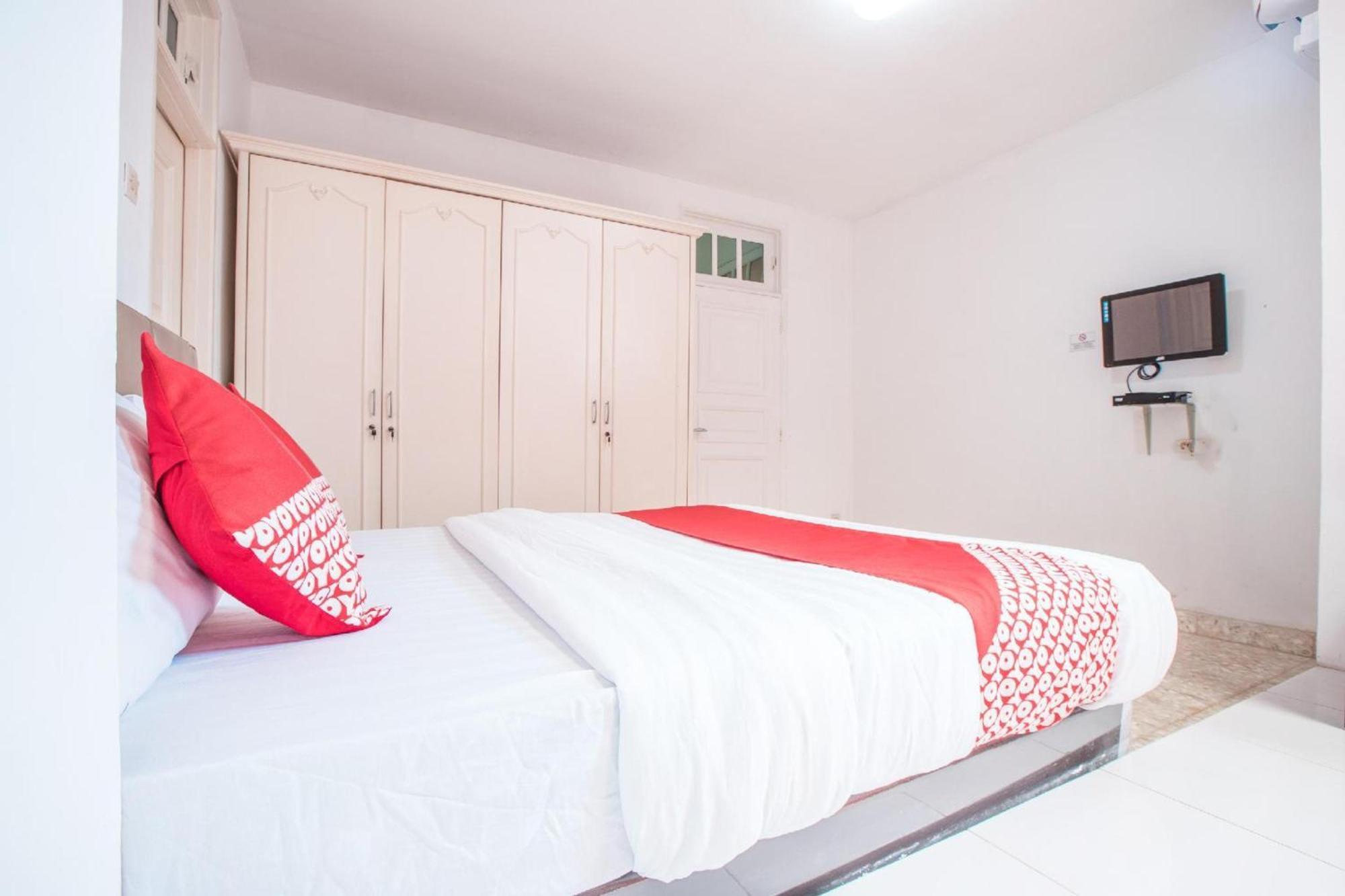 OYO 332 Residence G17 Kemang Jacarta Exterior foto