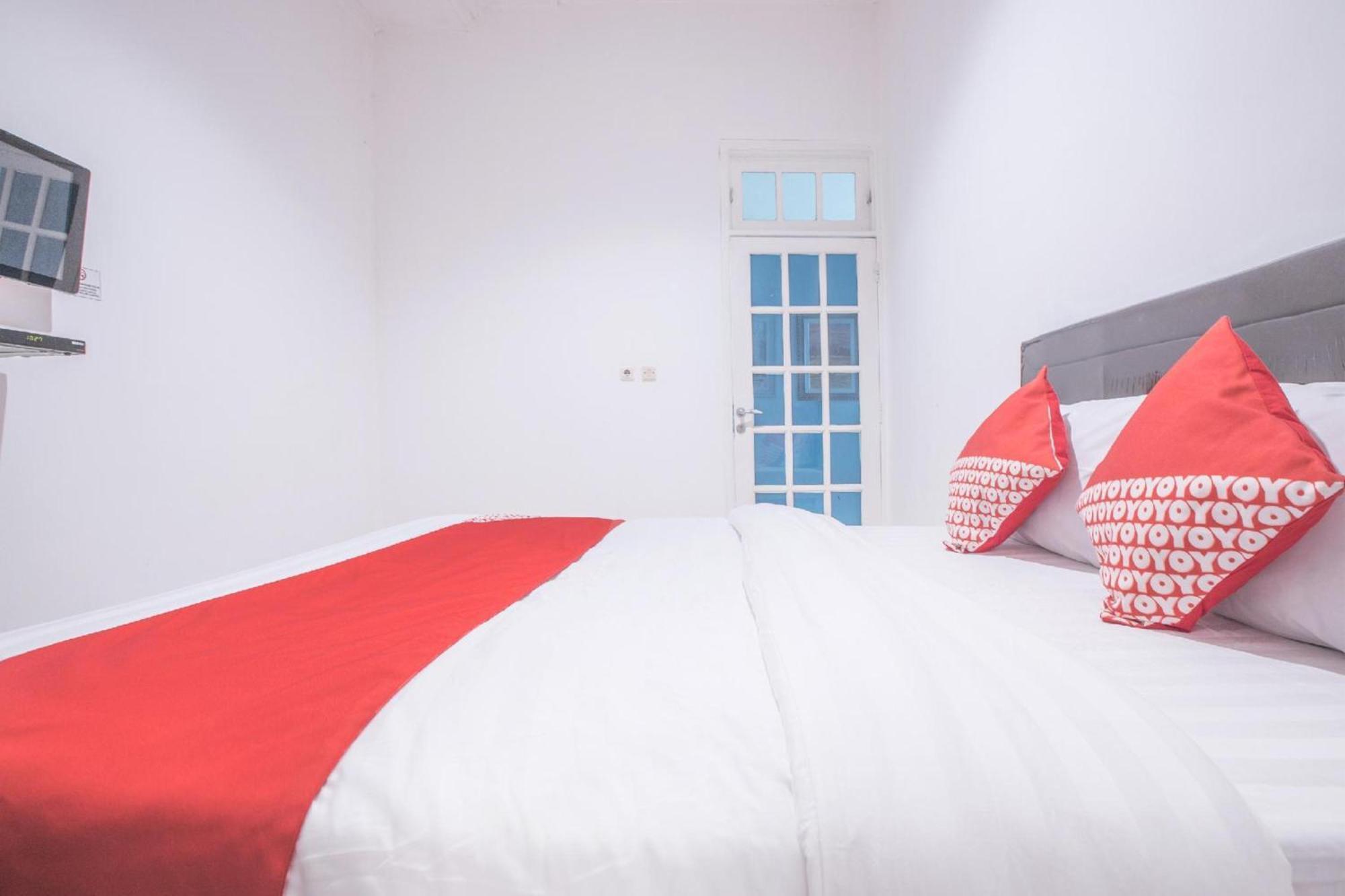 OYO 332 Residence G17 Kemang Jacarta Exterior foto