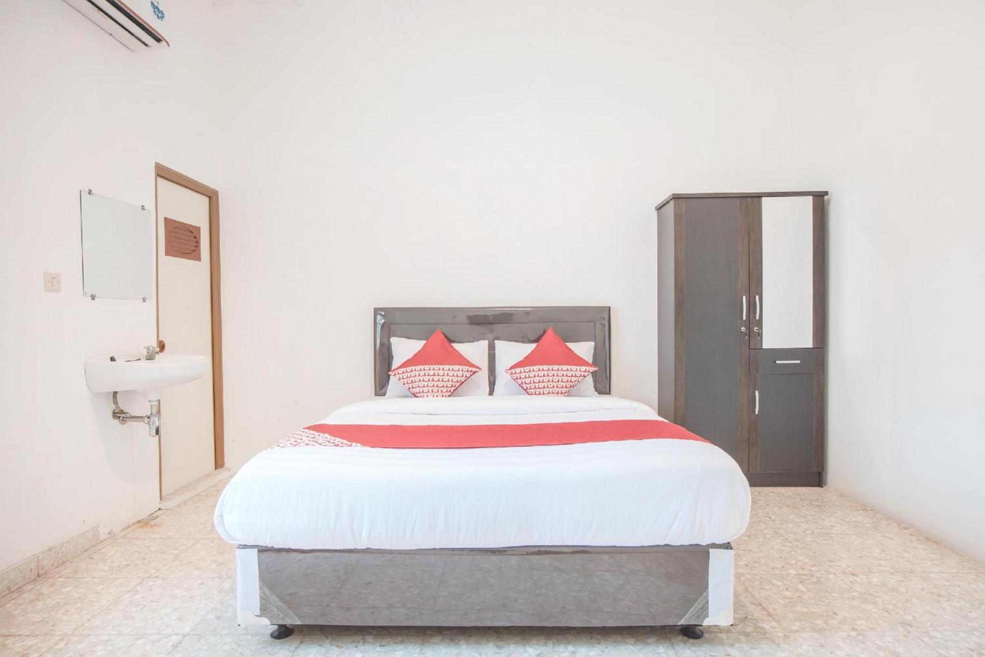 OYO 332 Residence G17 Kemang Jacarta Exterior foto