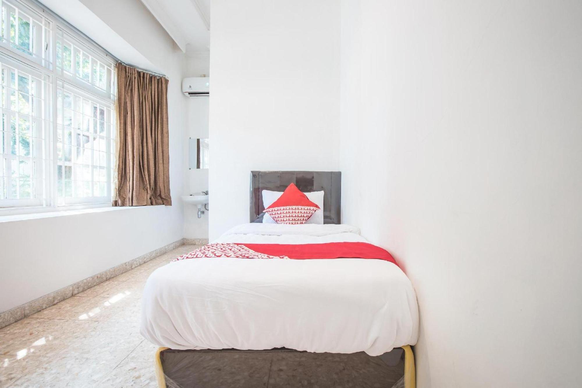 OYO 332 Residence G17 Kemang Jacarta Exterior foto